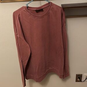 No boundaries men’s crewneck sweater